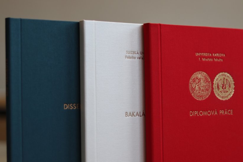 Barevné diplomové práce