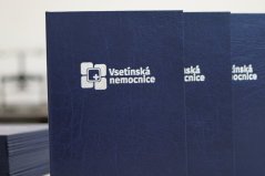 Desky pro reprezentaci Vsetínské nemocnice Desky pro reprezentaci Vsetínské nemocnice